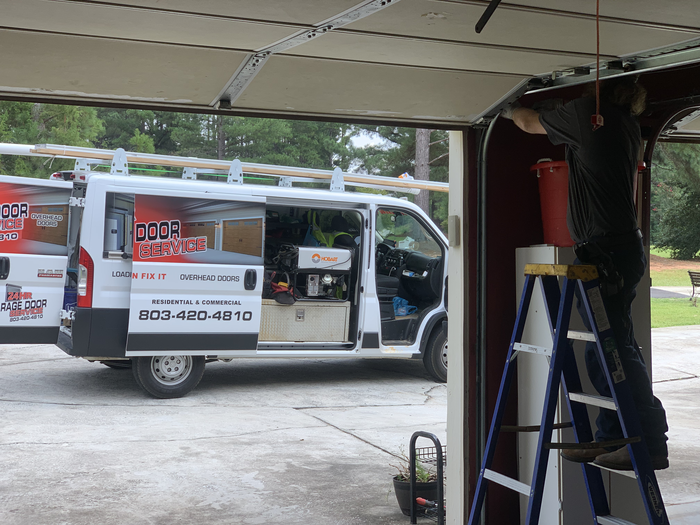 Hire the Best Door Repair Service